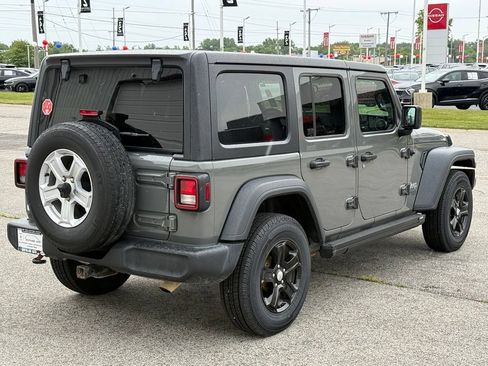 Used 2019 Jeep Wrangler Unlimited Sport S AWD/4WD image 8