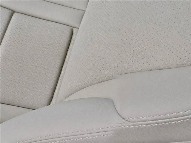 Used 2022 Mercedes-Benz GLC 300 image 24