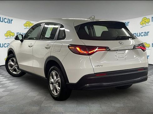 Used 2023 Honda HR-V LX image 4