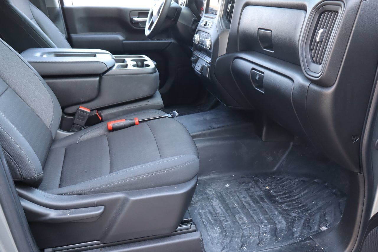 Used 2024 GMC Sierra 2500 Pro w/ 1SA Pro Safety Plus Package AWD/4WD image 15