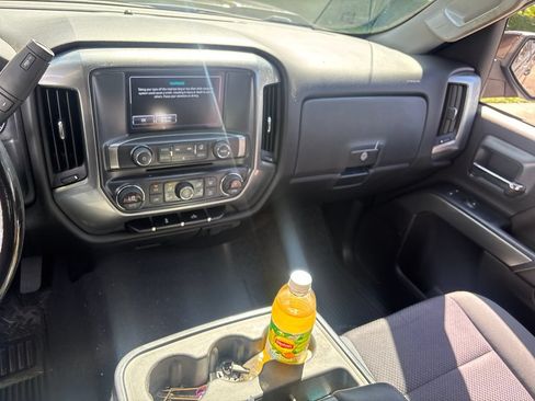 Used 2019 Chevrolet Silverado 1500 LT w/ All Star Edition RWD image 10