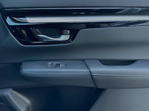 New 2025 Honda CR-V FWD e:FCEV image 18