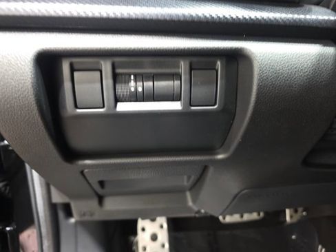 Certified 2025 Subaru Crosstrek 2.5i Sport AWD/4WD image 18