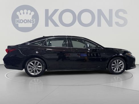Used 2022 Toyota Avalon XLE FWD image 12