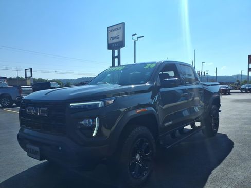 Used 2024 GMC Canyon Elevation w/ Convenience Package AWD/4WD image 3