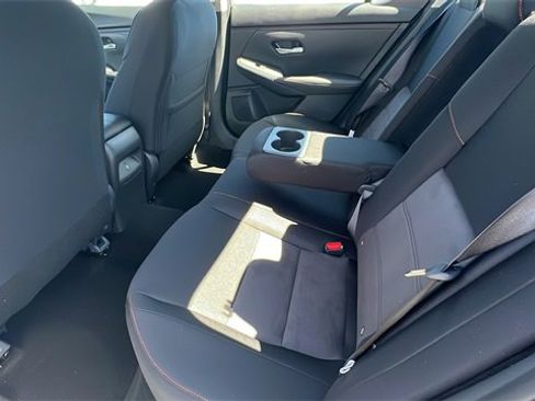 New 2025 Nissan Sentra SR w/ Midnight Edition image 16