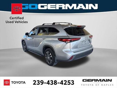 Certified 2023 Toyota Highlander XLE image 4