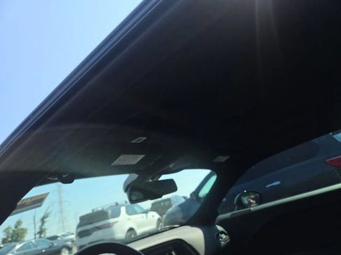 Used 2022 Dodge Challenger R/T Scat Pack RWD image 17