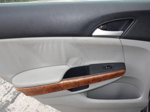 Used 2012 Honda Accord EX-L image 21