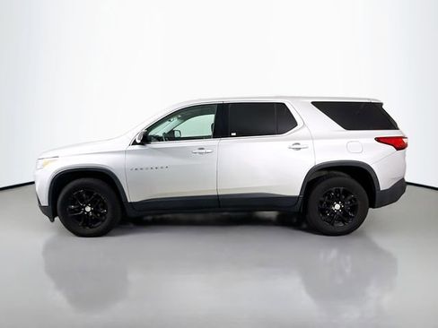 Used 2018 Chevrolet Traverse LS image 4