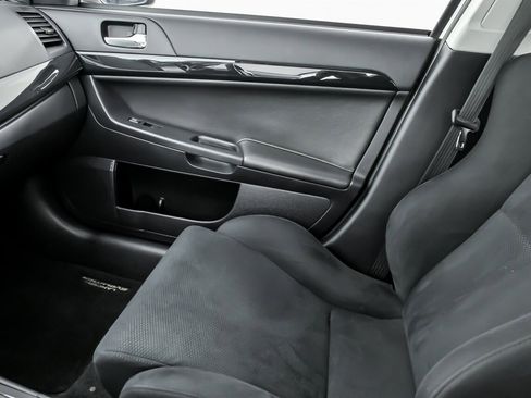 Used 2014 Mitsubishi Lancer Evolution GSR image 34