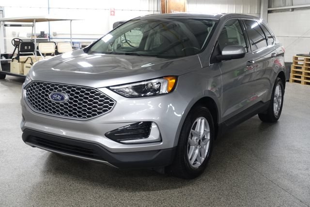 Used 2023 Ford Edge SEL AWD/4WD image 3