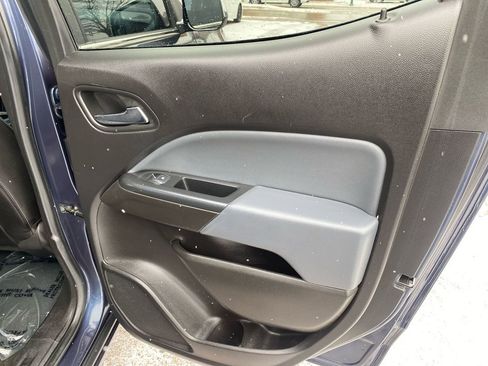 Used 2018 Chevrolet Colorado Z71 w/ Centennial Edition image 30