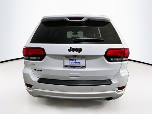 Used 2022 Jeep Grand Cherokee Laredo X image 6