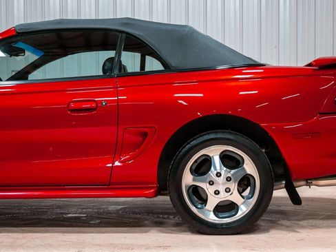 Used 1996 Ford Mustang Cobra image 4