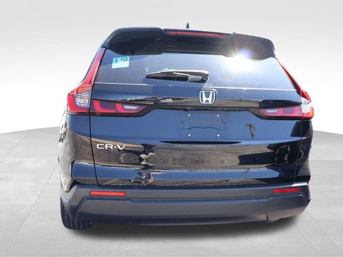 Used 2025 Honda CR-V LX image 9