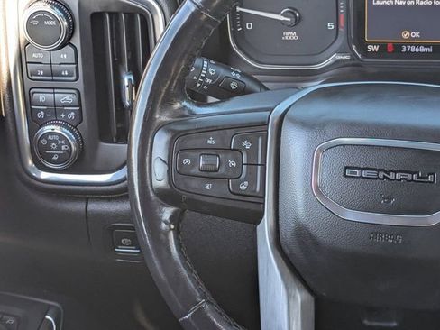 Used 2022 GMC Sierra 2500 Denali w/ Denali Ultimate Package AWD/4WD image 19
