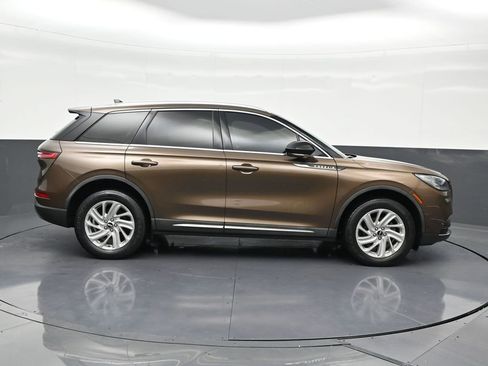 Used 2022 Lincoln Corsair FWD image 7