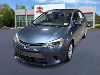 Used 2015 Toyota Corolla LE FWD video 1