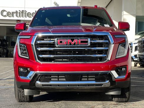 New 2026 GMC Yukon Elevation w/ Elevation Premium Package image 3