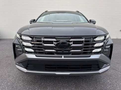 Used 2025 Hyundai Tucson Limited image 2