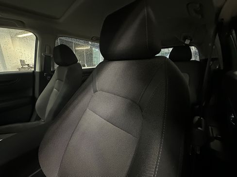 Used 2024 Honda CR-V EX image 10