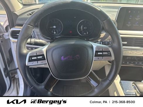 Used 2022 Kia Telluride EX w/ EX Premium Package image 11