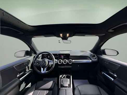 Used 2022 Mercedes-Benz GLB 250 4MATIC w/ Premium Package Lite image 20