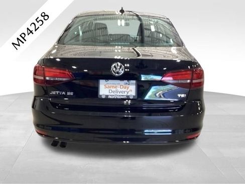 Used 2018 Volkswagen Jetta SE FWD image 27