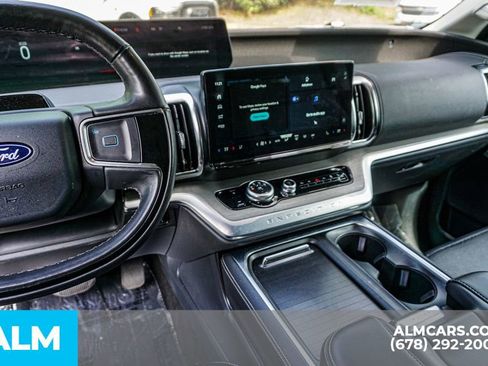 Used 2025 Ford Expedition Max Platinum AWD/4WD image 35
