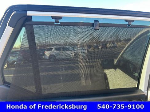 Used 2024 Honda Pilot TrailSport image 11