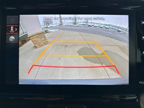 Used 2023 Kia Sorento LX image 14