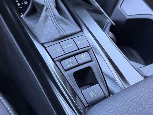 New 2026 Toyota Camry Hybrid image 16