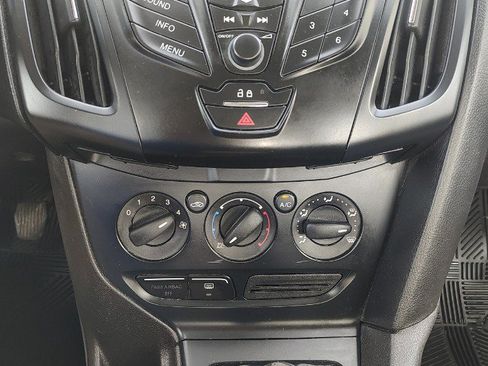 Used 2014 Ford Focus S FWD image 20