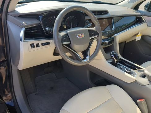 Certified 2021 Cadillac XT6 Premium Luxury AWD/4WD image 10