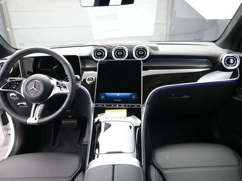 New 2026 Mercedes-Benz GLC 300 image 27