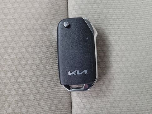 Used 2020 Kia Soul LX image 32