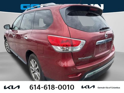 Used 2015 Nissan Pathfinder SV AWD/4WD image 2