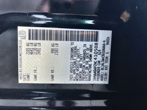 Used 2017 Nissan Maxima SR w/ Midnight Edition image 28