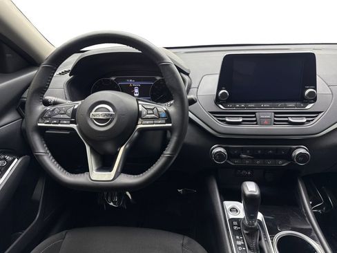 Used 2022 Nissan Altima 2.5 SV w/ SV Premium Package FWD image 54