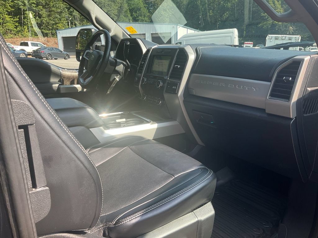 Used 2019 Ford F350 Lariat RWD image 11