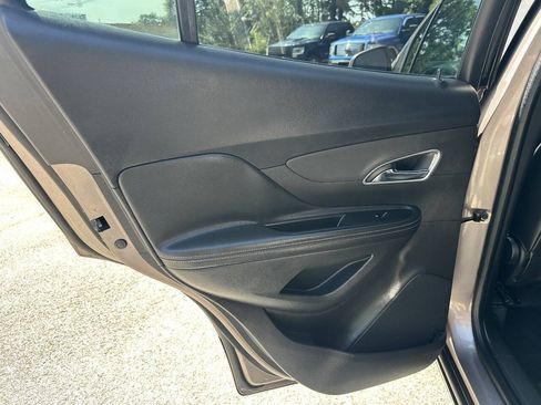 Used 2014 Buick Encore FWD image 13