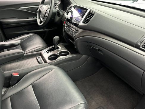 Certified 2017 Honda Pilot EX-L image 17