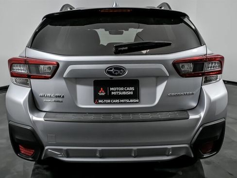 Used 2022 Subaru Crosstrek 2.0i Premium image 10