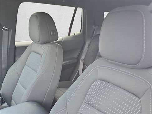 Used 2026 Chevrolet Equinox LT FWD image 17
