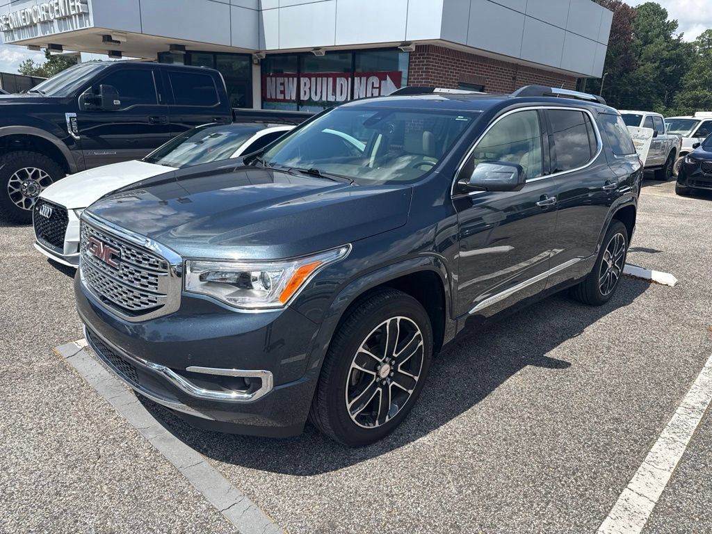 Used 2019 GMC Acadia Denali w/ Technology Package FWD image 1