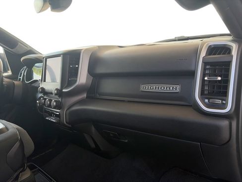 Used 2022 RAM 1500 Big Horn AWD/4WD image 30
