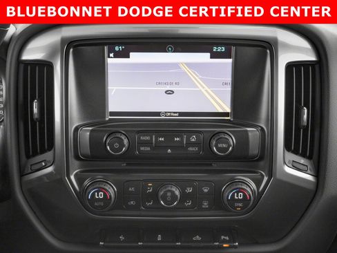 Used 2018 Chevrolet Silverado 1500 LT w/ Texas Edition AWD/4WD image 11