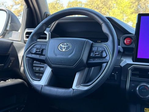 Used 2025 Toyota 4Runner TRD Off-Road Premium w/ Tow Technology Package image 38