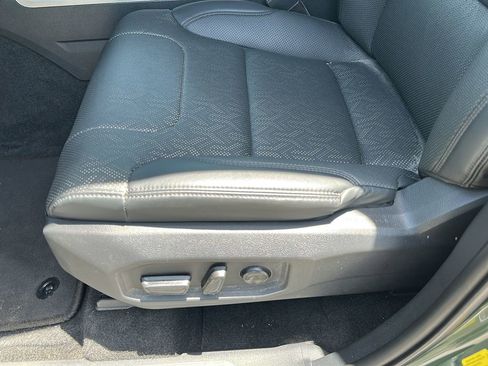 Used 2023 Toyota Tundra Limited AWD/4WD image 16